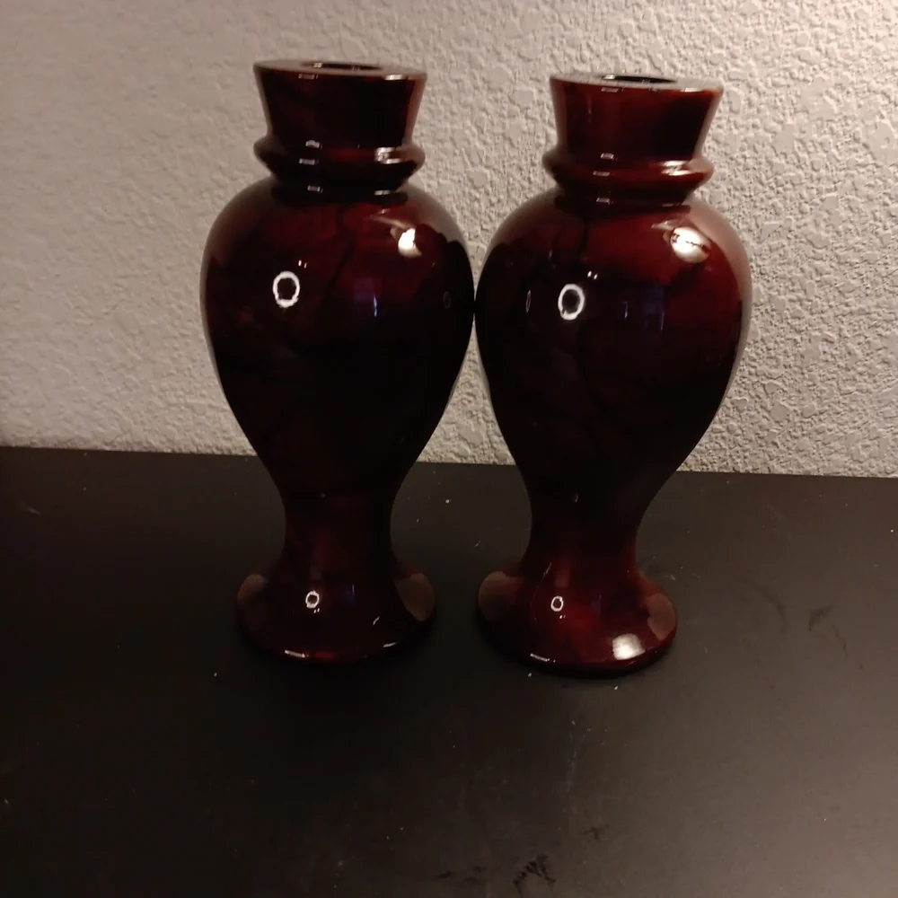 EXQUISITE Pair of Variegated Marble 7